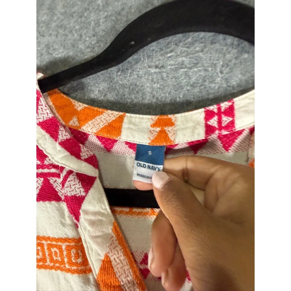 Old Navy‎ Womens  Small Pink Geometric Jacquard Babydoll V-Neck Blouse Boho